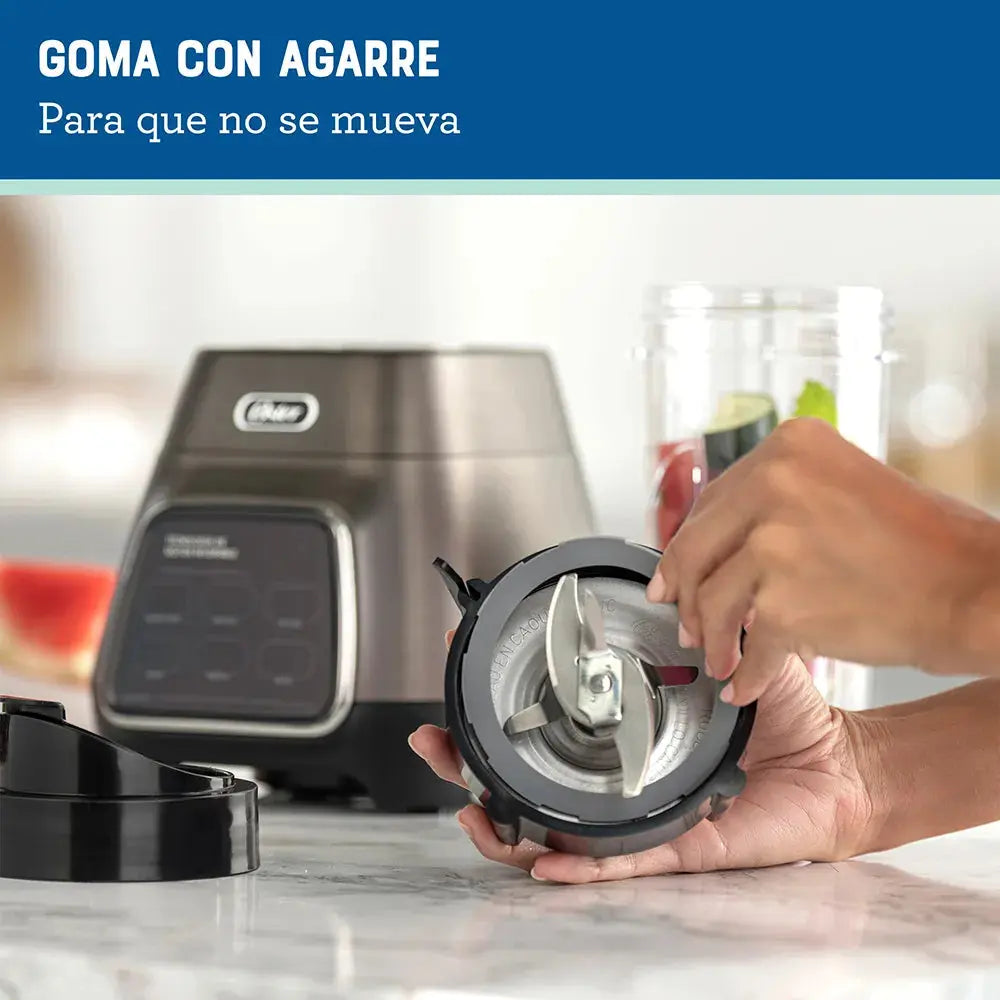 Licuadora 3 Velocidades Táctil con Tecnología Reversible Oster (BLSTPYG1312XBG) yapcr.com Costa Rica