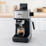 Máquina para Café Espresso y Cappuccino Oster (BVSTEM3300) yapcr.com Costa Rica