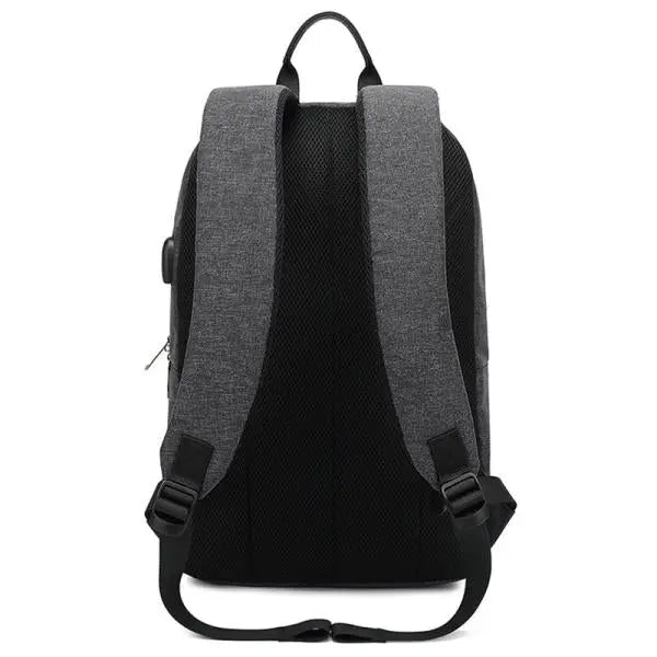 Mochila Multifuncional 15.6" Negra Poso PS-651