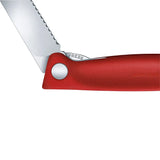 Set para Camping Cuchillo Rojo Plegable y Tabla Victorinox (6.7191.F1)