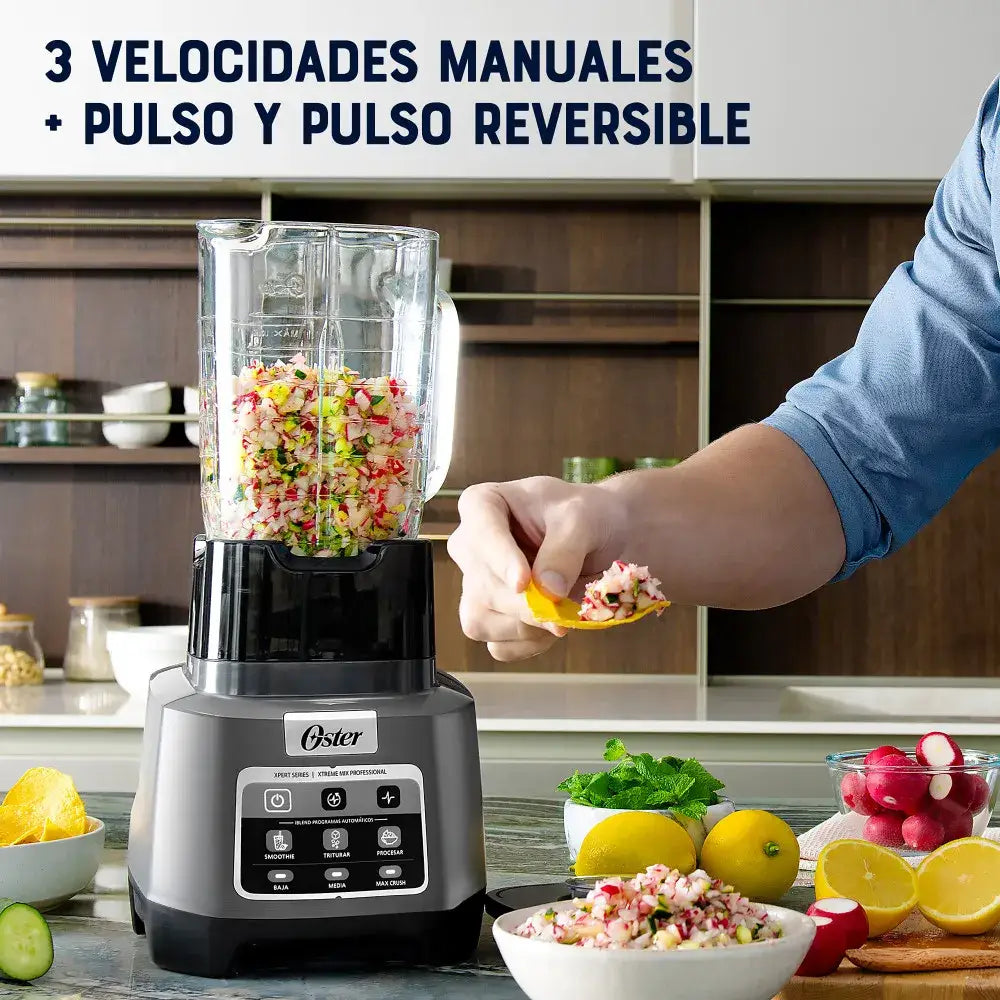 Licuadora Profesional Xtreme Mix Frasco de Vidrio 2 Litros Oster (BLSTXPG-BW) - Licuadoras