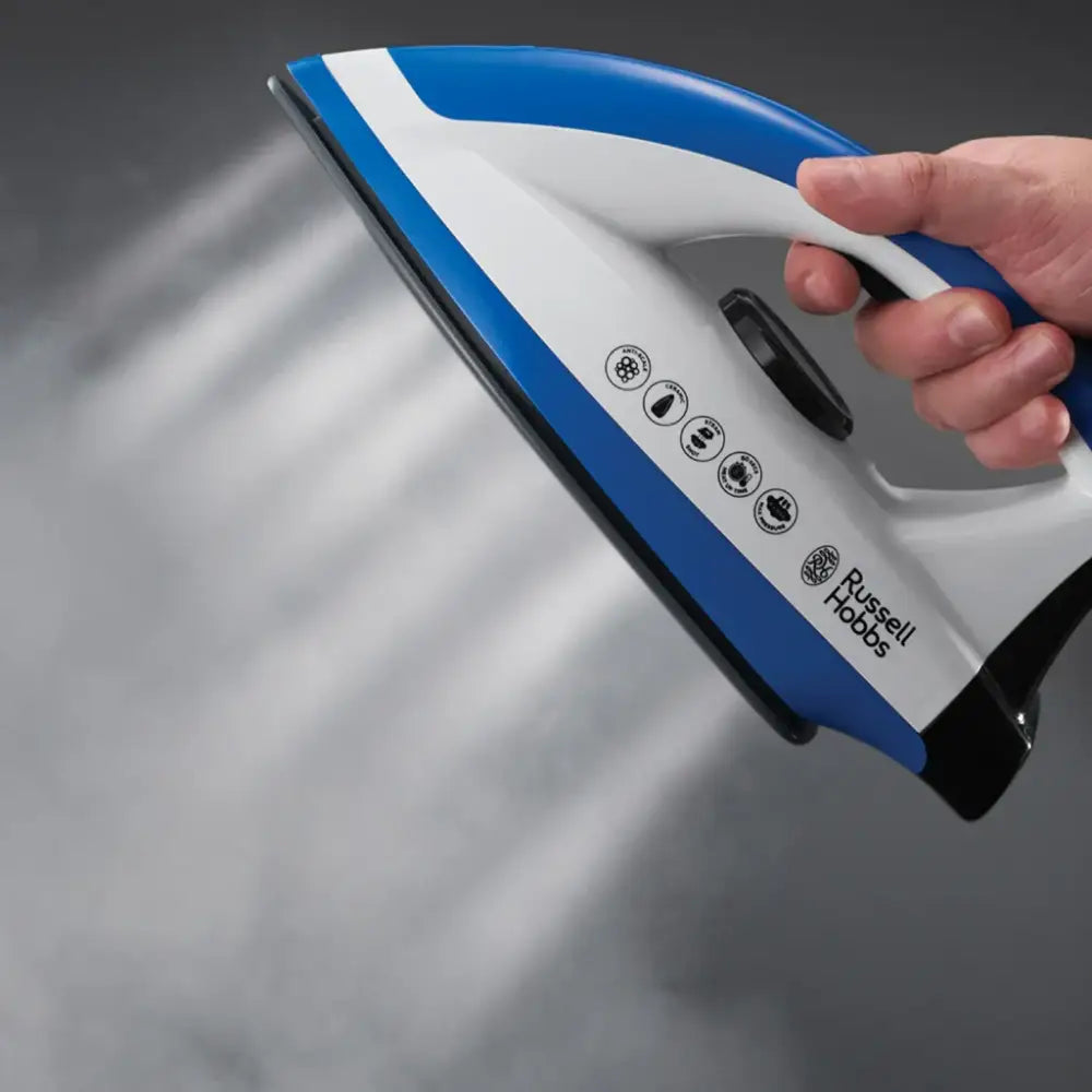 Plancha con Generador de Vapor Garment Care Black + Decker (SS24430) - Planchas para Ropa