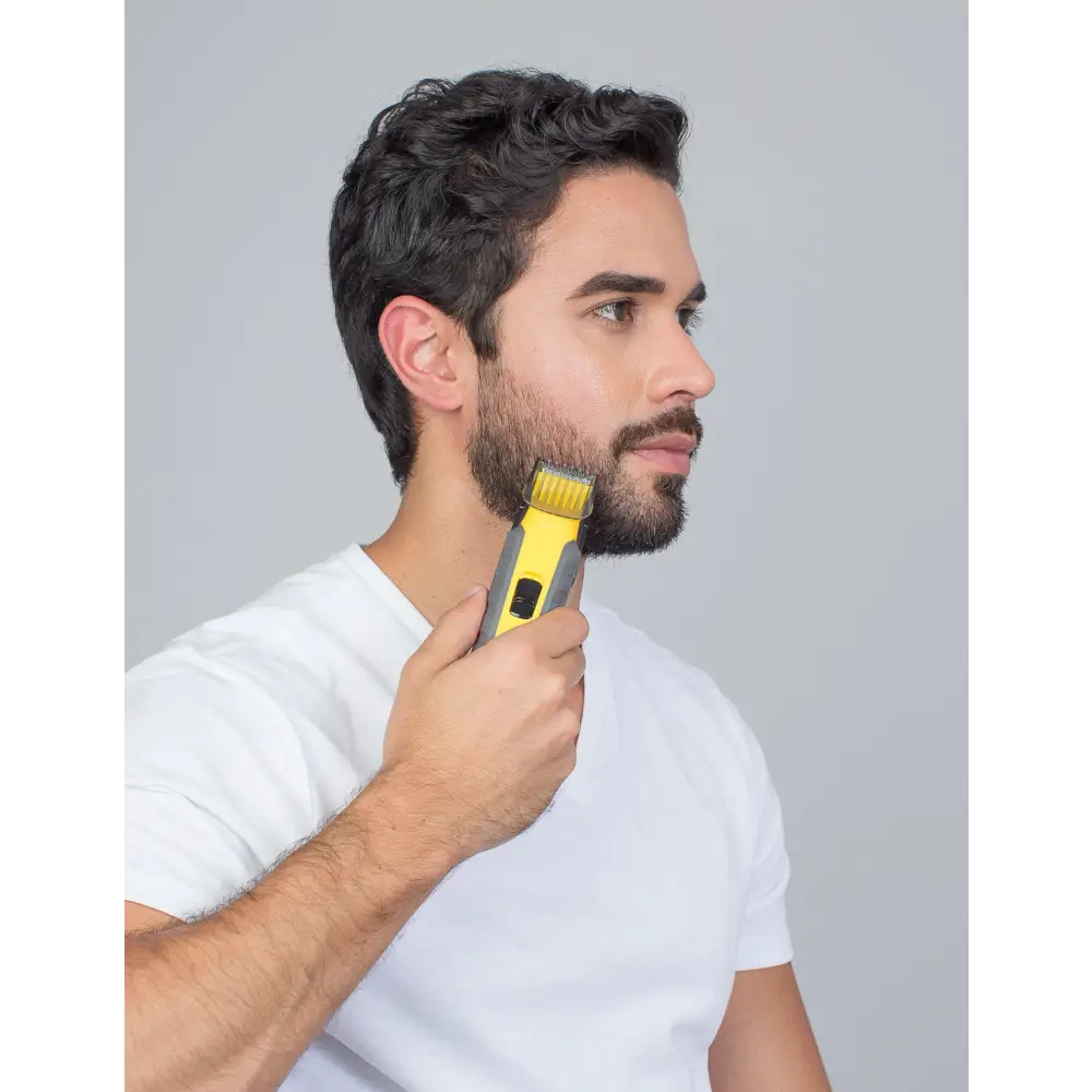 Recortadora Personal Inalámbrica Indestructible Remington (PG6855A-110F) - Afeitadora