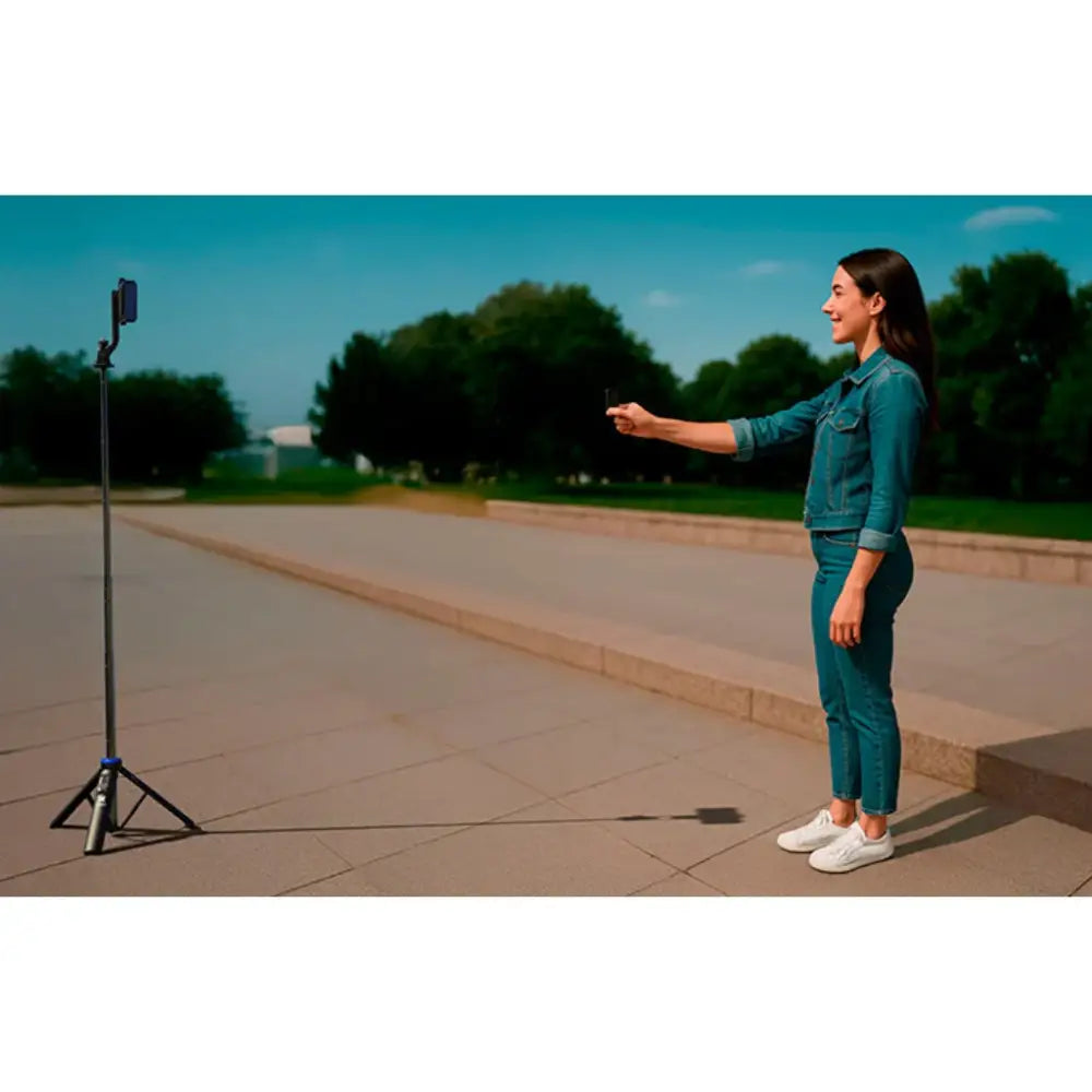 Selfie Stick con Trípode y Control Remoto SnapFlex Xtech (XSS-211) - Sticks