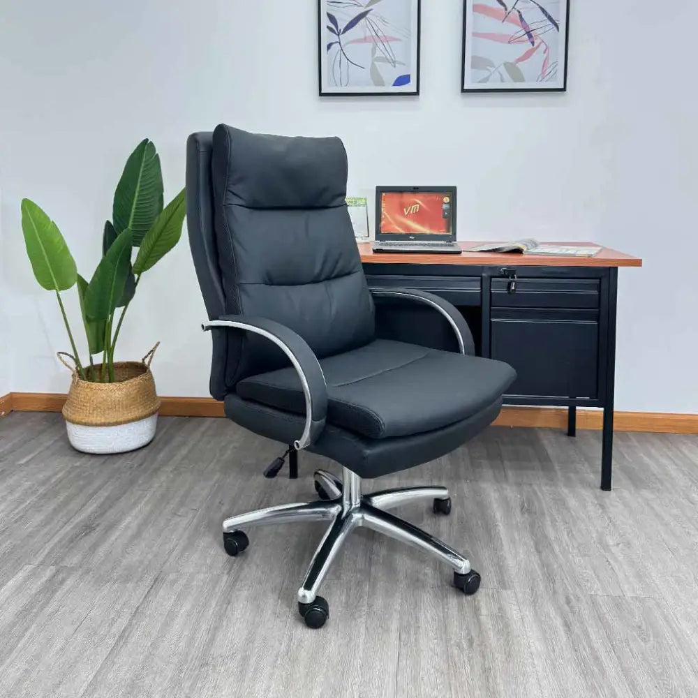 Silla de Oficina Ejecutiva en Vinilo Tokoa Negra (OS-2220) - Sillas