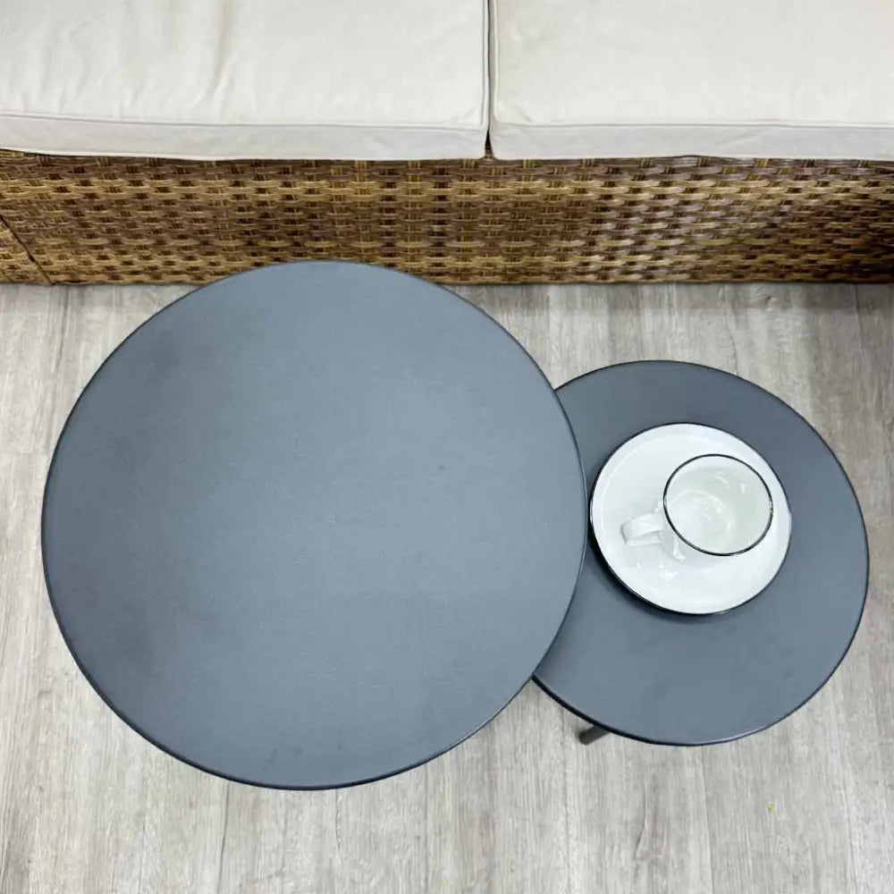 Sofá Seccional en L de Ratán Sintético Café Claro y Tela Lino Beige con Mesitas Tokoa (EX 7166) Juego Terraza