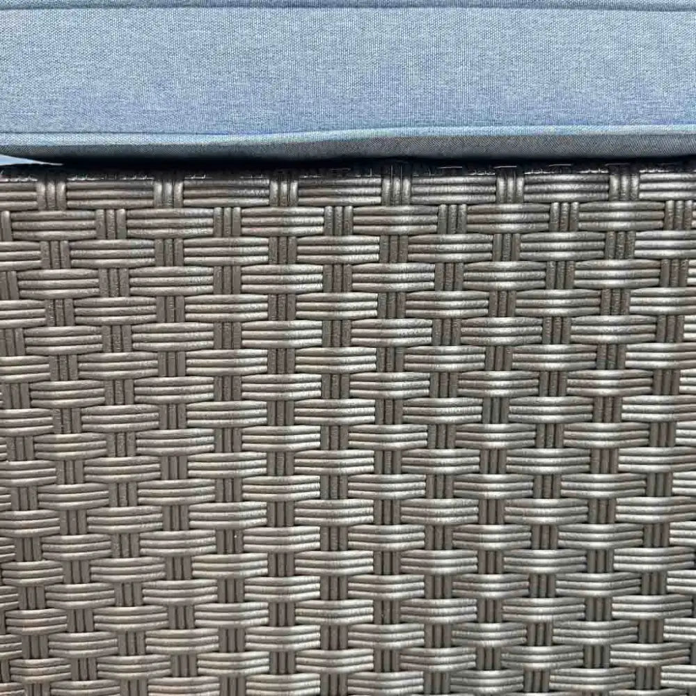 Sofá Seccional en L de Ratán Sintético Negro y Tela Lino Gris con Mesitas Tokoa (EX 7168) Juego Terraza